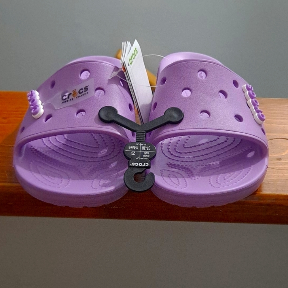 Crocs